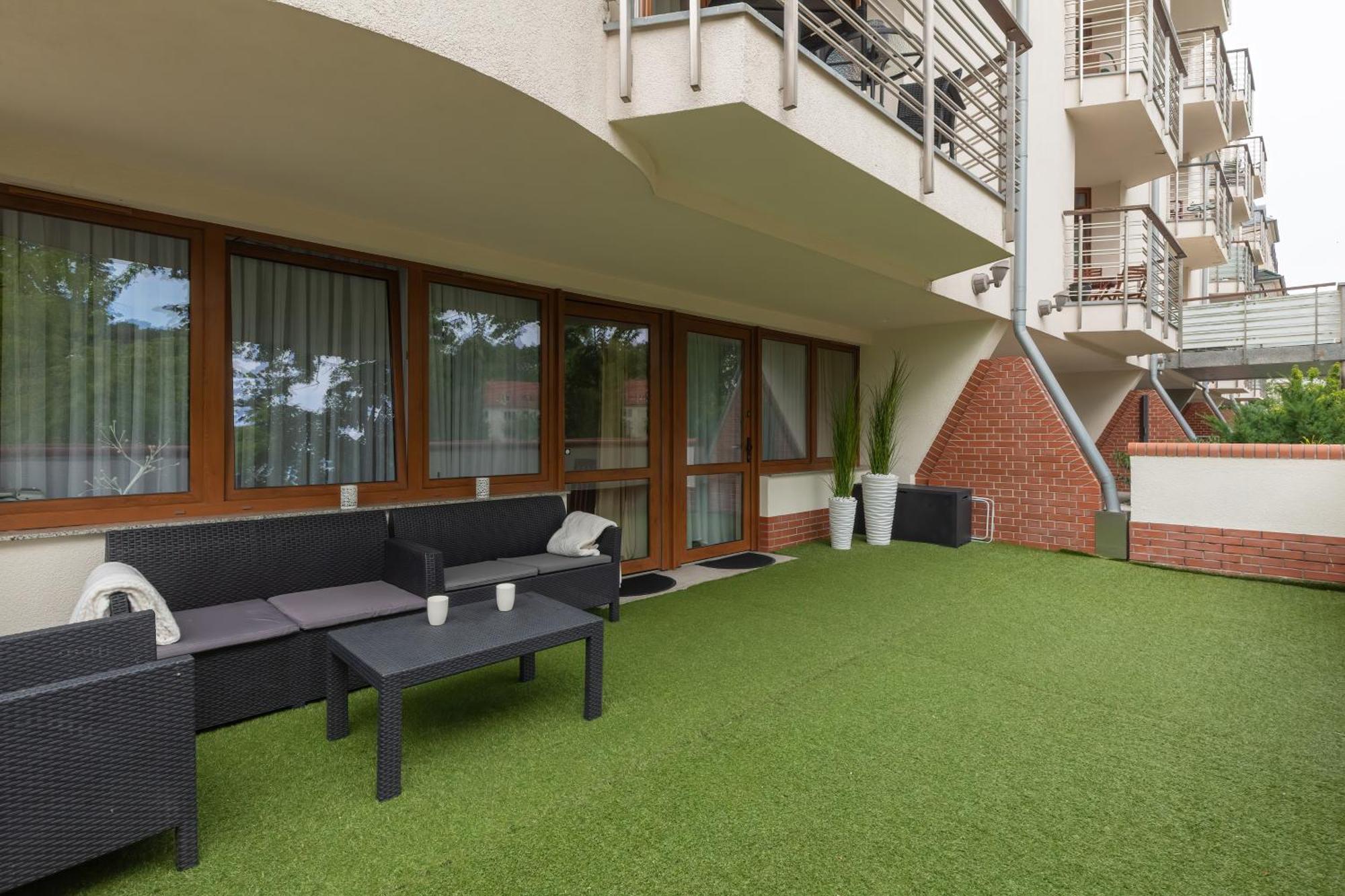 Apartamenty Przy Promenadzie Villa Mistral II By Noclegi Renters Swinoujscie Exterior photo